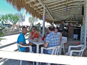 Outdoor dining - Casa Serenidad | Pete's Camp | Baja 250 Rental | Sleeps 5 (San Felipe)