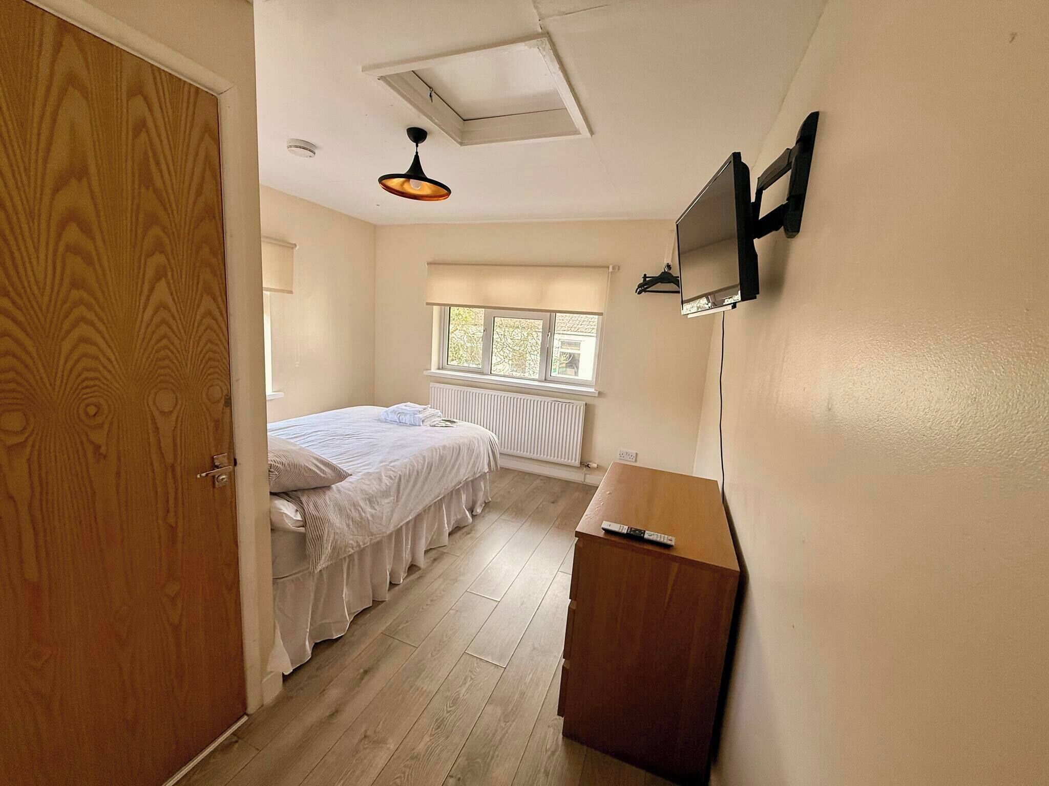 House, 5 Bedrooms