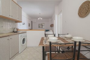 Dining - MelMare Azuro Apartment by RentalsPro (Nea Moudania)