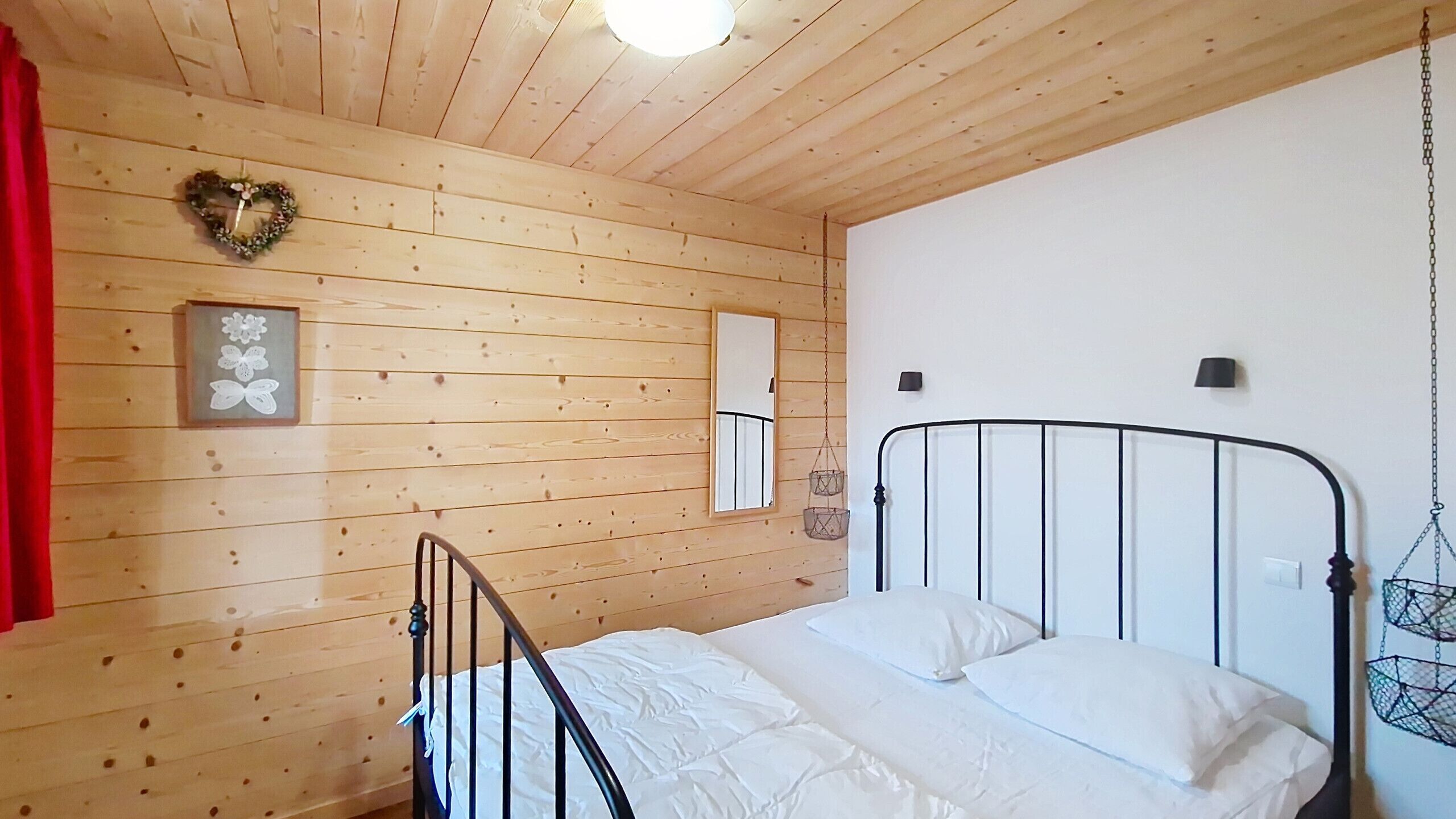 5 bedrooms, free WiFi