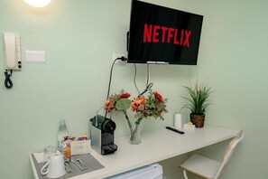 Interior - LA CASA DEL VINO-THE WINE HOUSE (Parma)