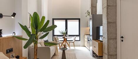 Comfort Apartment | Soundproofing, iron/ironing board, WiFi (free)