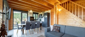 Chalet 'La Vue De Longemer' with Mountain View, Private Terrace and Private Garden