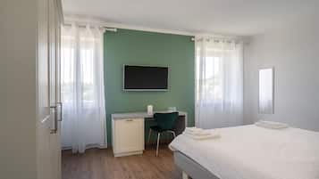 Luxe appartement, balkon, uitzicht op stad