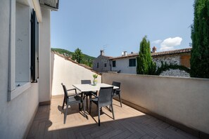 Luxury Apartment, Balcony, City View | Terrace/patio - Appartamenti Alla Lanterna (Costermano sul Garda)