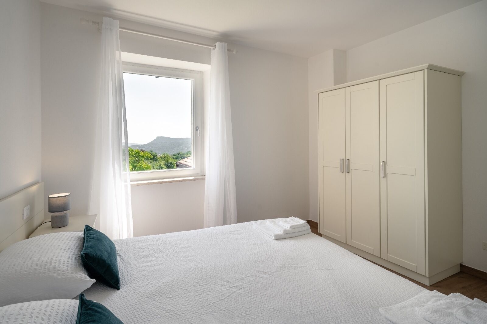 Luxury Apartment, Balcony, City View