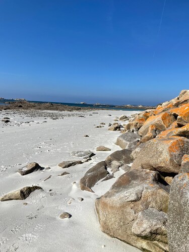 Chambre d’hôtes « Chez Fred Proche Plage et GR34 » avec vue mer et Wi-Fi