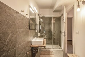 Room, Mountain View | Bathroom - Casa Silva (Lorica)