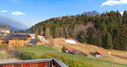 Quiet family cottage with magnificent view