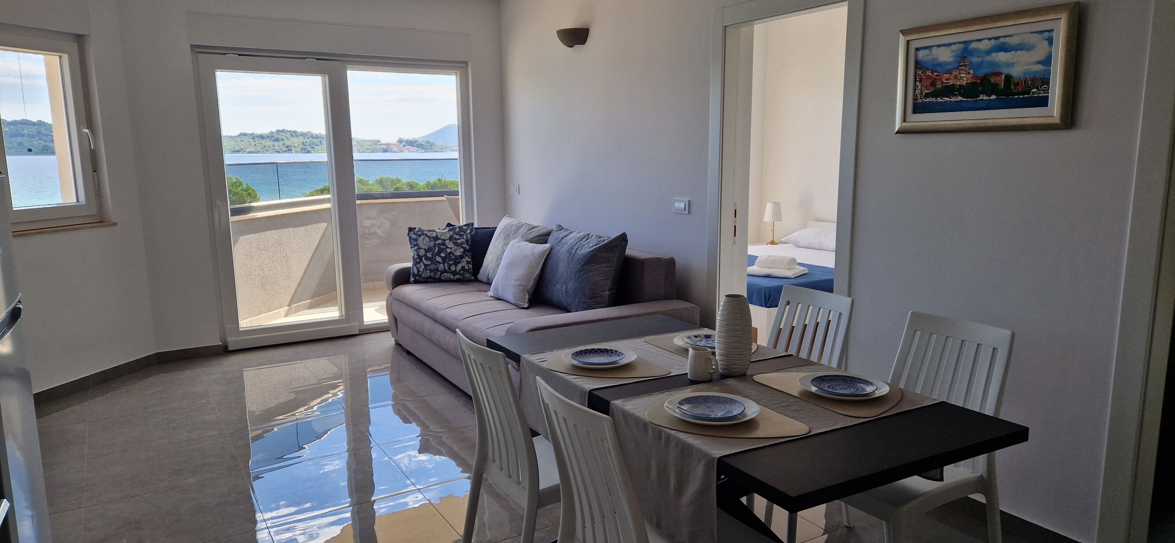 Apartment, Balcony, Sea View | Living area