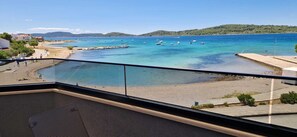 Apartment, Balkon, Meerblick | Terrasse/Patio