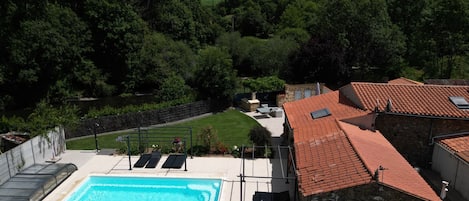 Innenpool, Außenpool
