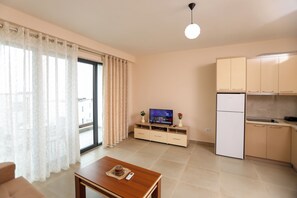 Family Apartment, Multiple Bedrooms, Sea Facing (Velaris Apartment 102) | Living area - Velaris Apartments (Vlorë)
