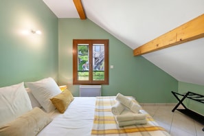 4 chambres, fer et planche Ă repasser, Wi-Fi, literie fournie