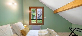L'Orée du Bois - Wifi, Garden, and Mountain View