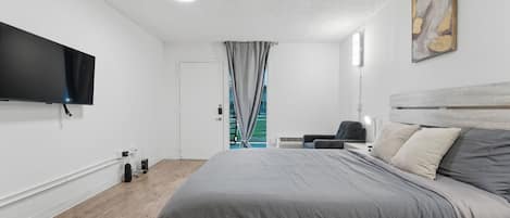 Desk, iron/ironing board, travel cot, free WiFi