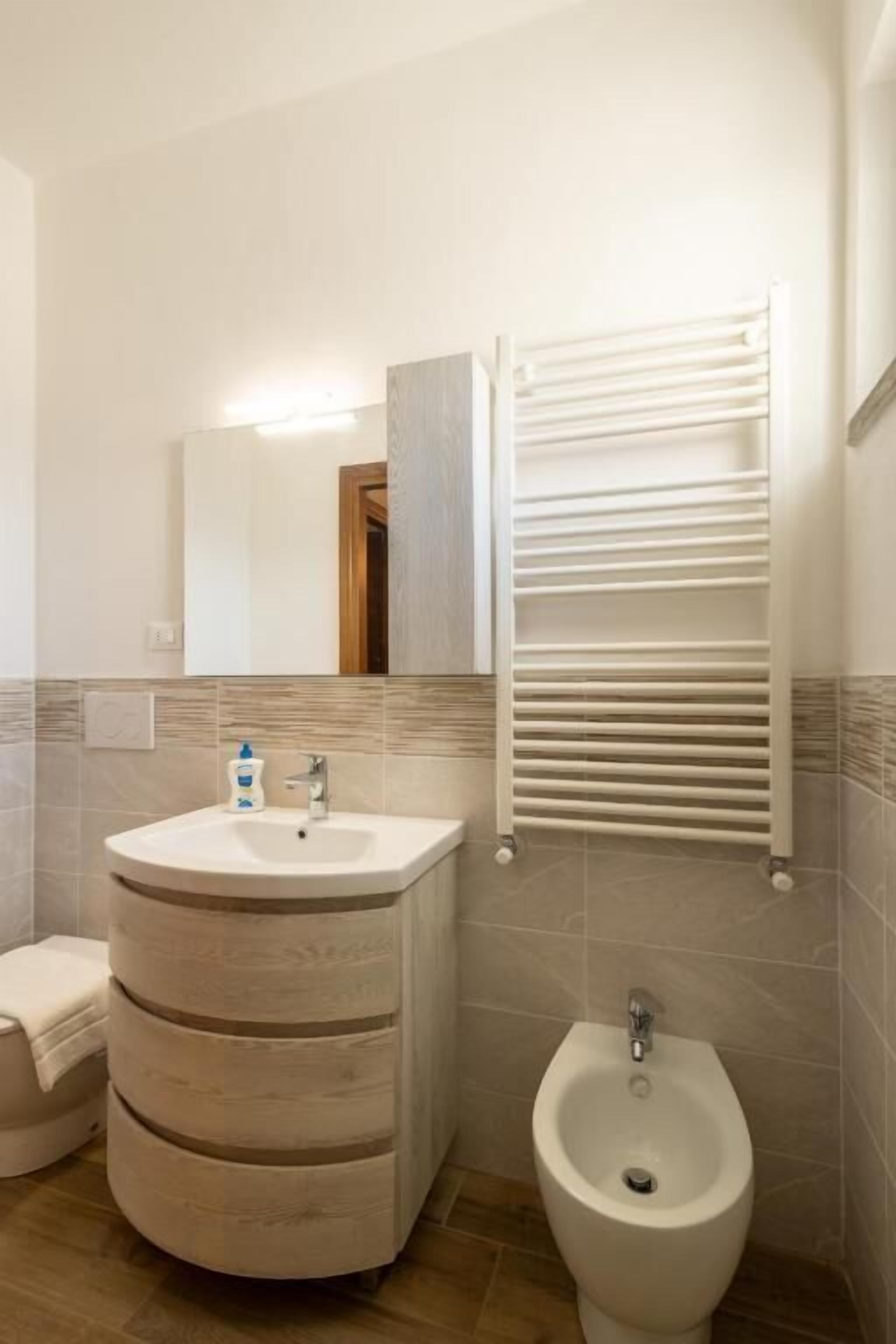 Apartment, Balcony | Bathroom