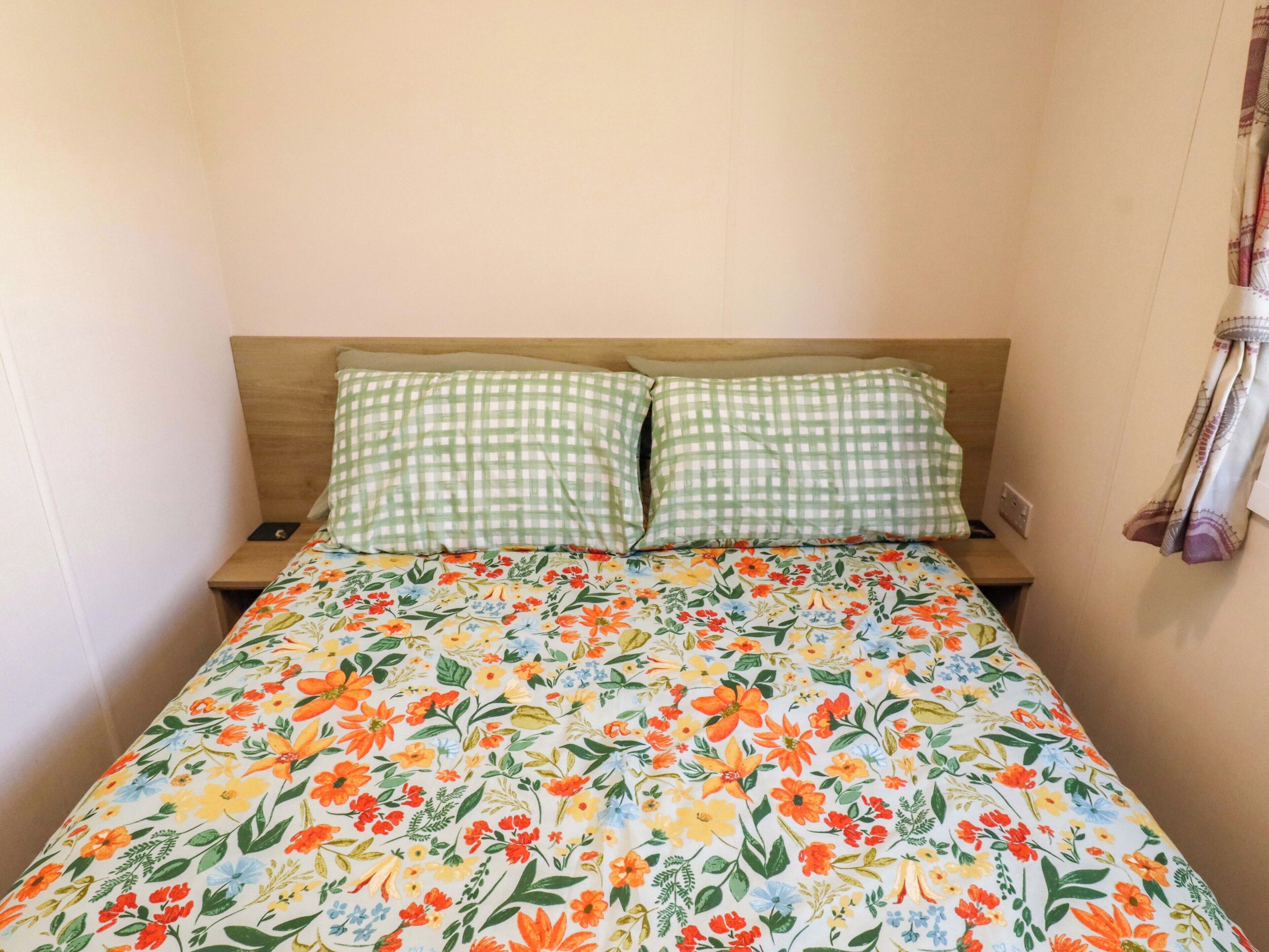 3 bedrooms, WiFi (free), individually decorated, individually furnished