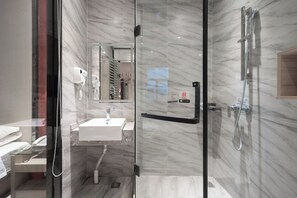 Shower, hair dryer, slippers, towels - Medo Boutique Hotel Shenzhen Bao'an (Shenzhen)