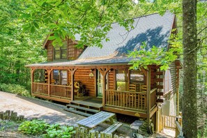 Exterior - Nestled Inn | Gated Forest Retreat | Hot Tub + 2 Jacuzzi Baths | Fireplace | (Sevierville)