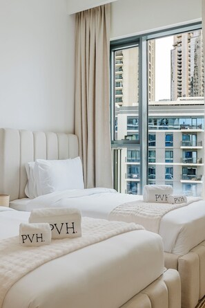 Exclusive Apartment, Non Smoking - PVH - Refined 2BR - Island Park 2 (Dubai)