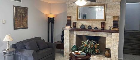TV, fireplace