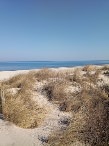 Ruhiges Doppelhaus an der Ostsee bei Kolberg – jedes Apartment bis 7 Pers.