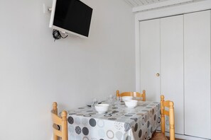 Dining - Victor Studio – 200 m from the Beach (La Tranche-sur-Mer)