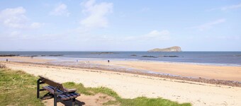 Detached House with Sea Views & Parking