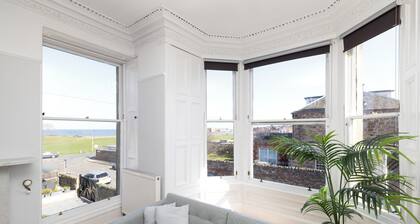 Detached House with Sea Views & Parking