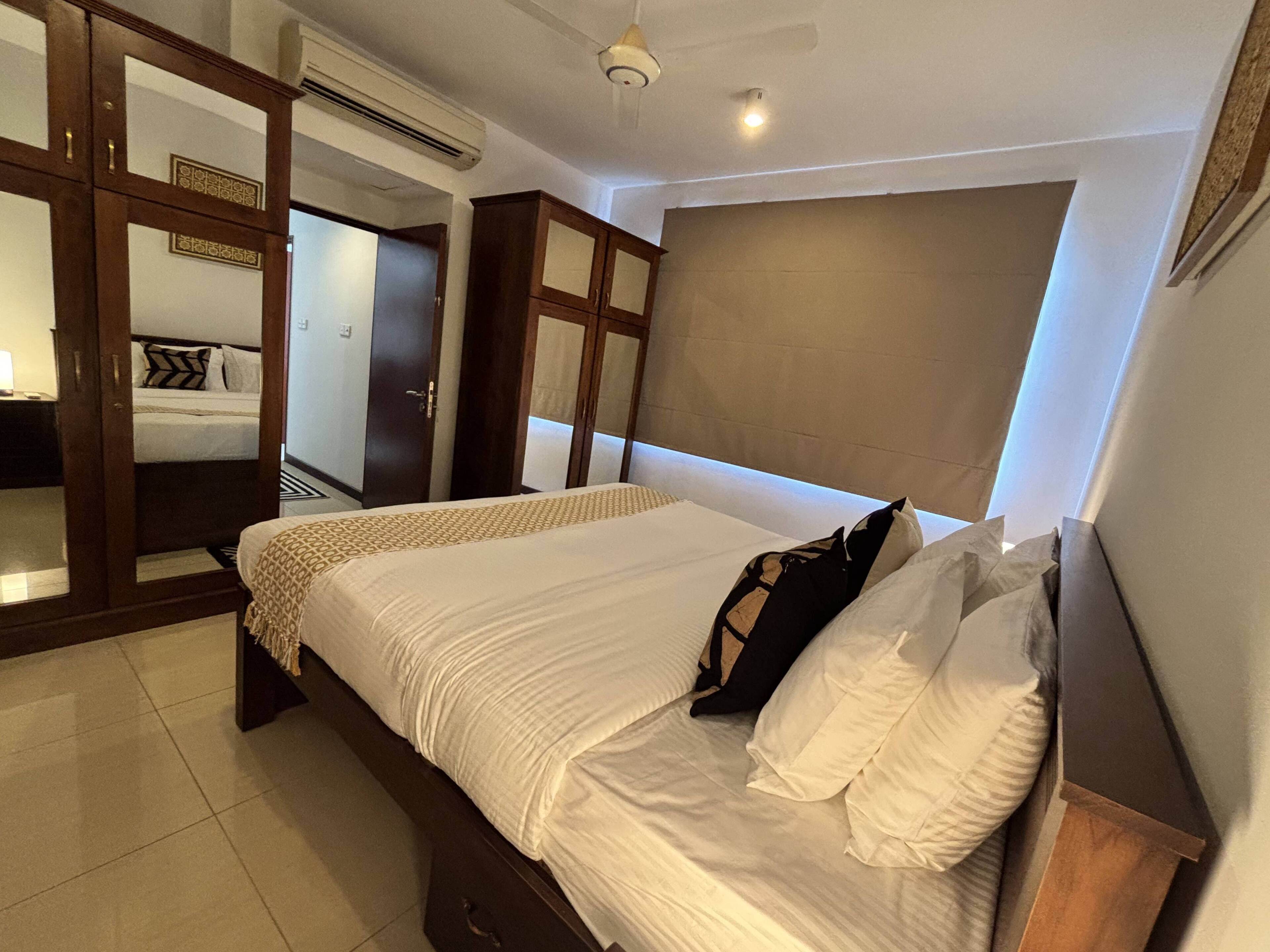 Deluxe Apartment, 2 Bedrooms, Partial Ocean View, Tower