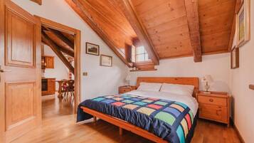 Apartment, Balkon, Bergblick