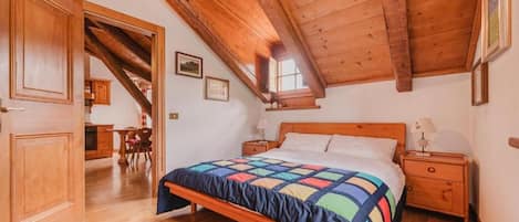 Appartement, balcon, vue montagne