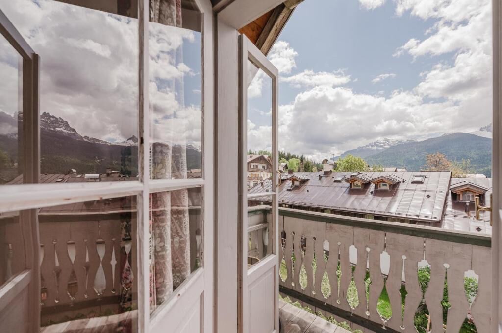Leilighet, balkong, fjellutsikt | Terrasse/patio