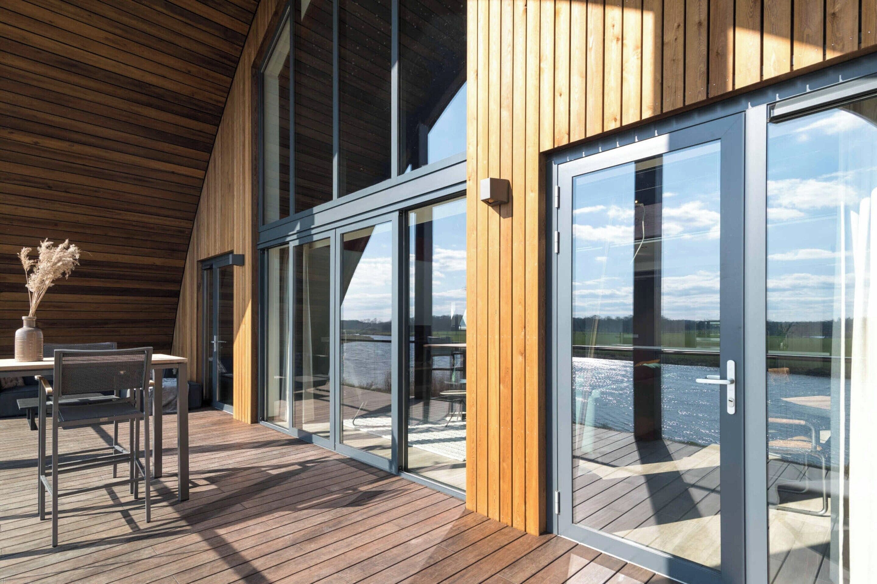 House | Balcony