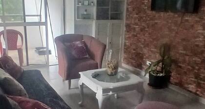 Room-secure Building, Walk to Beach, nea