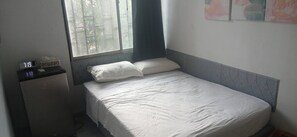 Shared Dormitory, 2 Bedrooms, Balcony, Mountain View