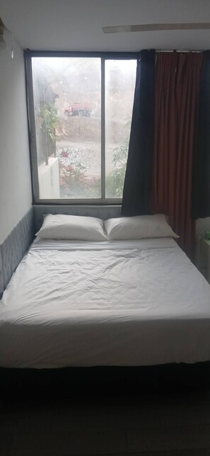 Gemeinsamer Schlafsaal, 2 Schlafzimmer, Balkon, Bergblick