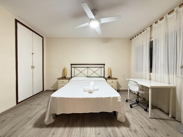 Imagen sin descripción, 1 de 18, botón