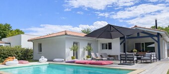 House with pool, Wi-Fi - 8 guests