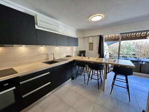 Kühlschrank, Ofen, Geschirrspüler