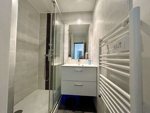 Bathroom - Bright apartment with sea view - 4 guests (Cap d'Agde)