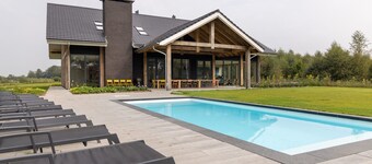 Villa With Heated Pool, Sauna