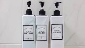 Bathroom amenities