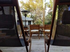 Outdoor dining - Rose of Wilmington - We Love Dogs - Sleeps 9 (Wilmington)