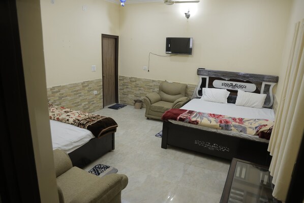Family Room, City View - PR Guest House (Vrindavan)