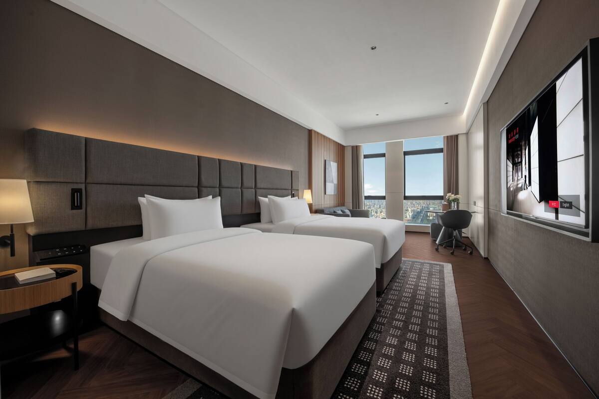 Classic Double Room, City View