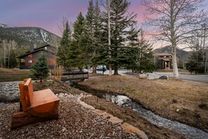 Property grounds - New Listing! Walkable Frisco Condo | Near Breck & Copper | Pool + Hot Tub (Frisco)