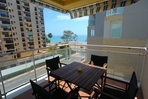 Outdoor dining - PLAYASOL FIRST LINE (Benicàssim)