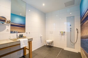 House | Bathroom - Luxury Villa With Sauna for 12 (Den Burg)